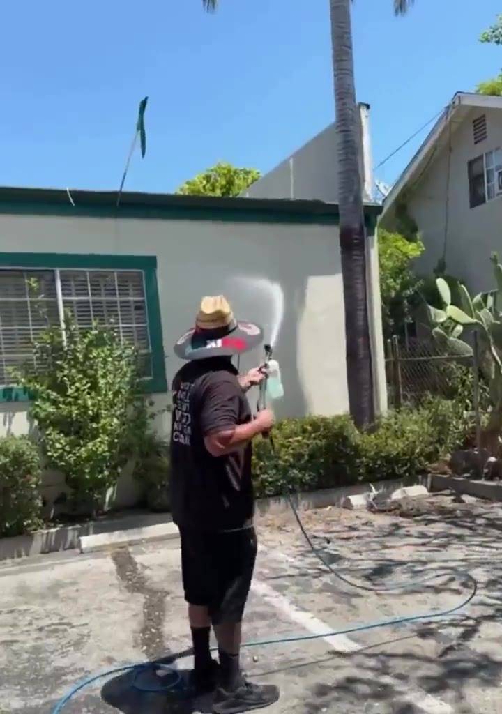 Concrete pressure wash