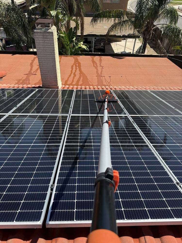 Tech rinsing exterior walls
